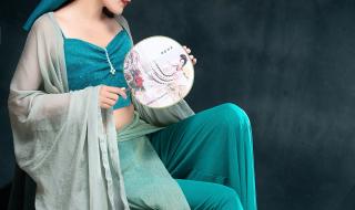 青蛇与白蛇舞蹈 青蛇与白蛇舞蹈