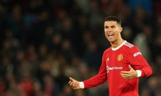 c罗在曼联踢了几年 c罗在曼联踢了几年